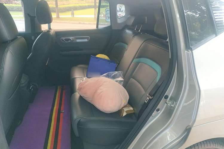 Used AION Y 2022 Plus 70 Smart Edition Left Rear Seat