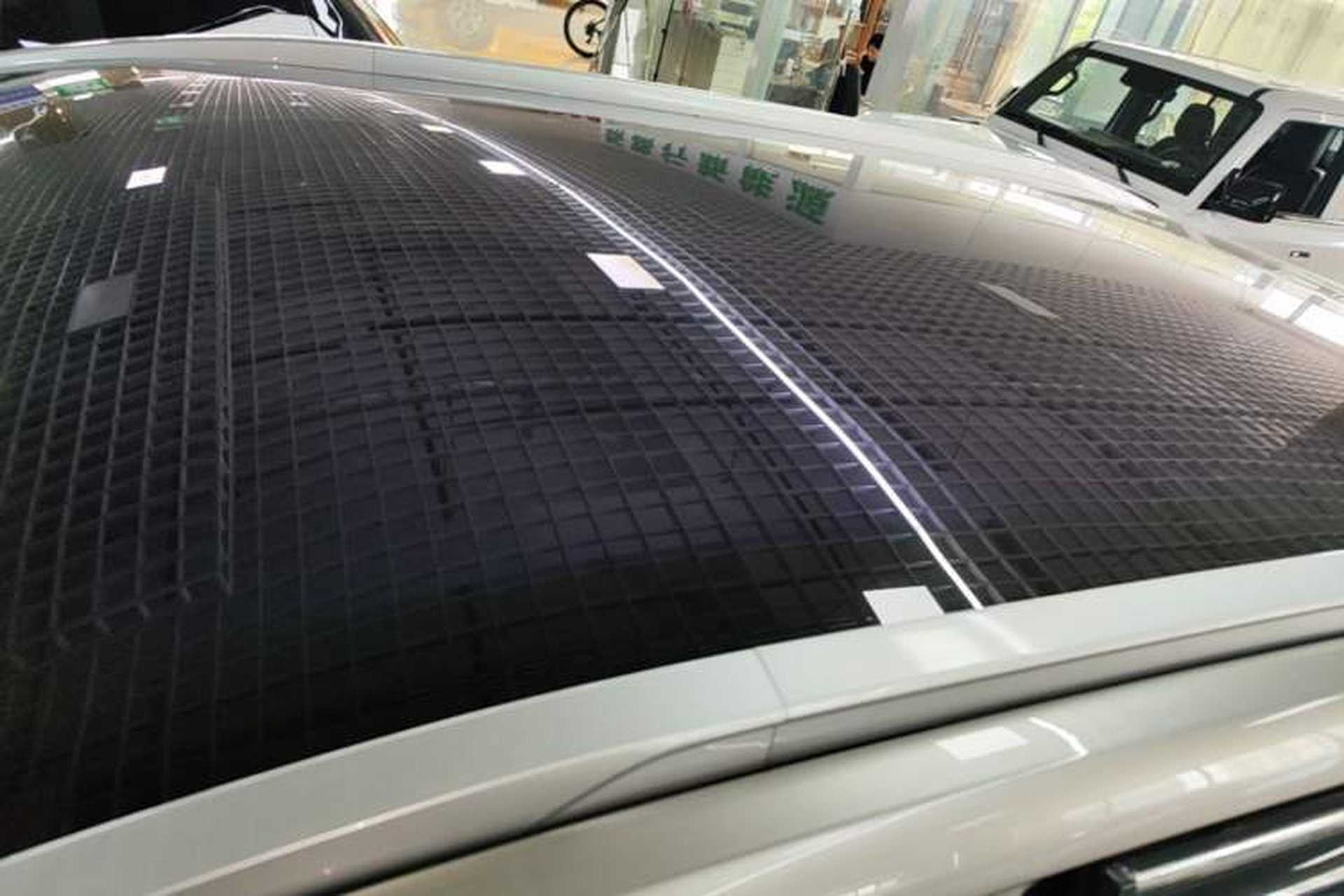 Used AION Y 2022 Plus 70 Smart Edition Roof