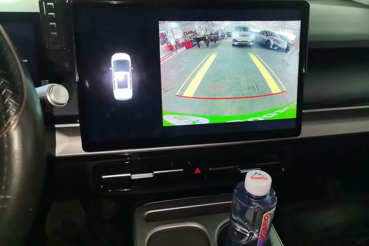 Used AION Y 2022 Plus 70 Enjoy Edition Audio And AC Panel