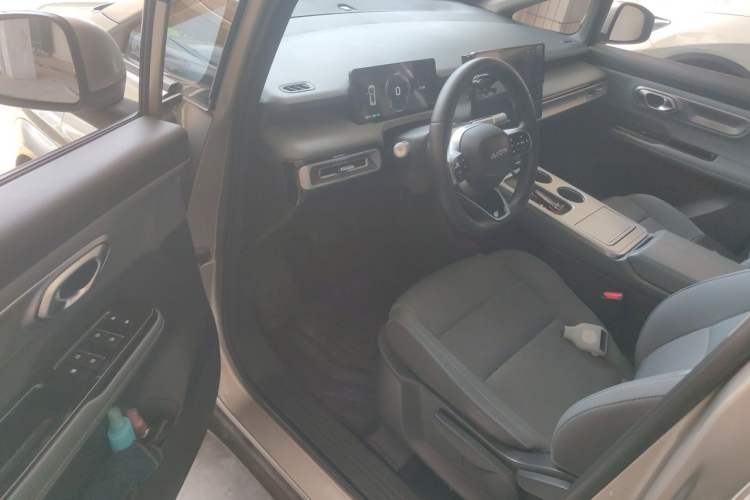 Used AION Y 2022 Plus 70 Enjoy Edition Driver Seat
