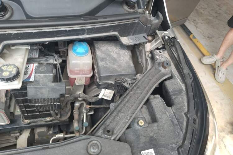 Used AION Y 2022 Plus 70 Enjoy Edition Engine Bay Left