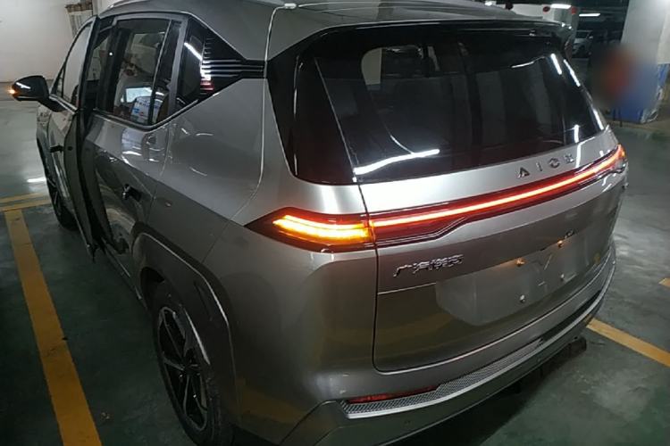Used AION Y 2022 Plus 70 Smart Edition Exterior 2