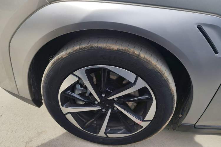 Used AION Y 2022 Plus 70 Smart Edition Exterior 4