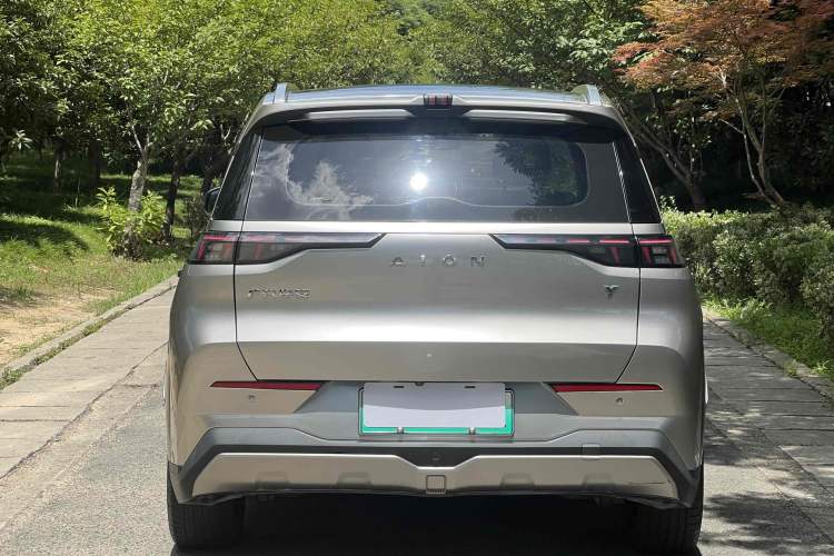 Used AION Y 2022 70 Intelligent Edition Lithium Iron Phosphate Exterior 4