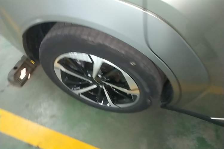 Used AION Y 2022 Plus 70 Smart Edition Exterior 5