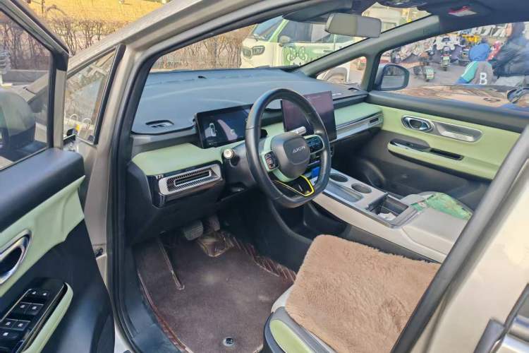 Used AION Y 2022 Plus 70 Tech Edition Interior 2
