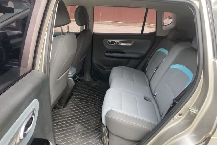 Used AION Y 2022 Plus 70 Enjoy Edition Interior 2