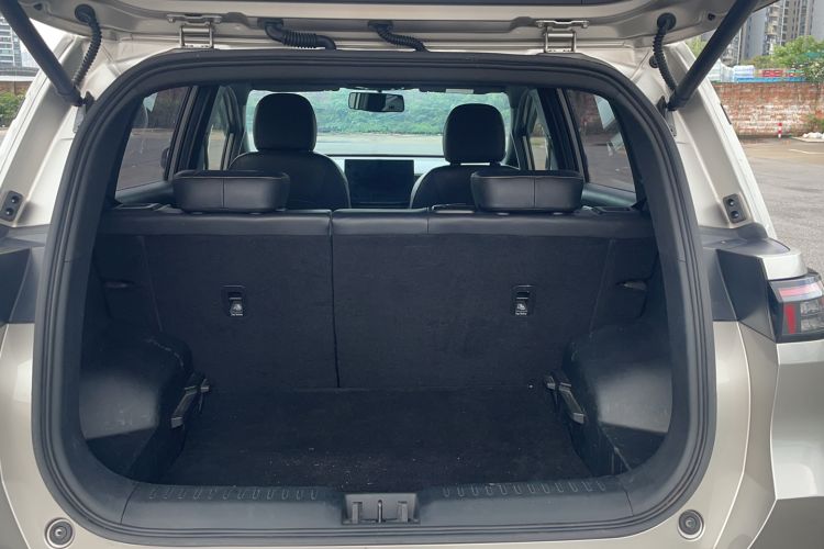 Used AION Y 2022 70 Intelligent Edition Lithium Iron Phosphate Interior 3