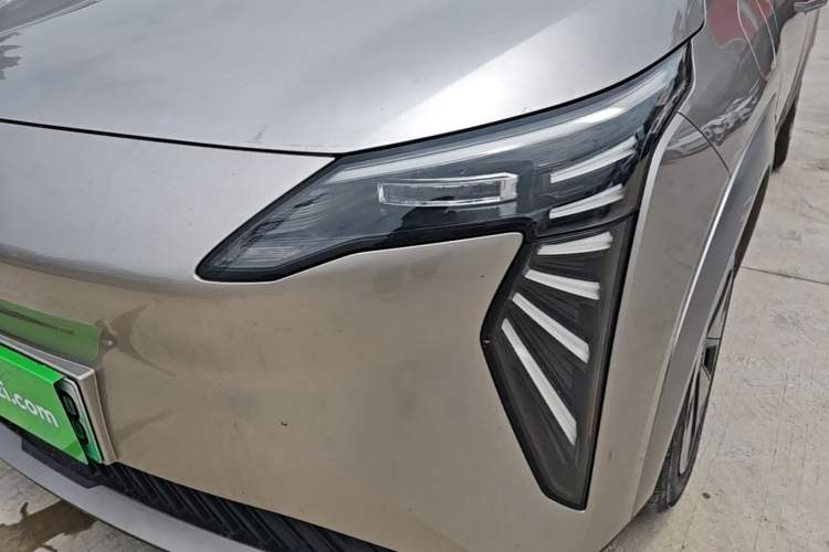 Used AION Y 2022 Plus 70 Smart Edition Left Front Headlight