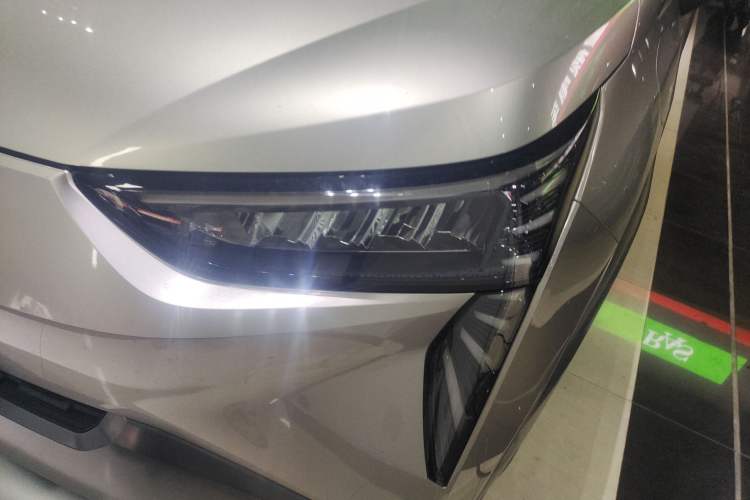Used AION Y 2022 70 Enjoyment Edition Lithium Iron Phosphate Left Front Headlight