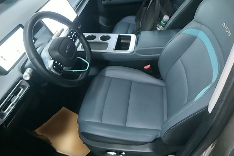 Used AION Y 2022 Plus 70 Smart Edition Left Front Seat