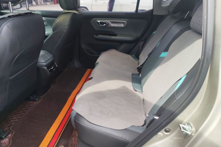 Used AION Y 2022 Plus 70 Smart Edition Left Rear Seat
