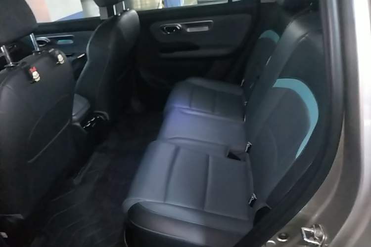 Used AION Y 2022 Plus 70 Smart Edition Left Rear Seat