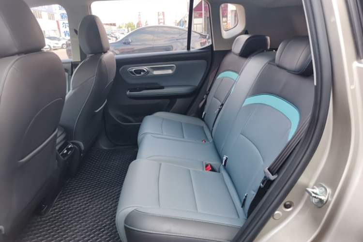 Used AION Y 2022 Plus 70 Smart Edition Left Rear Seat