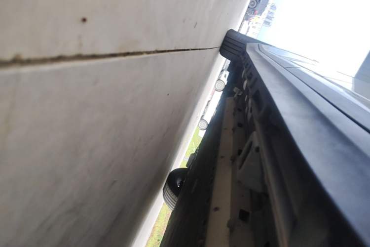 Used AION Y 2022 Plus 70 Smart Edition Left Side Sill