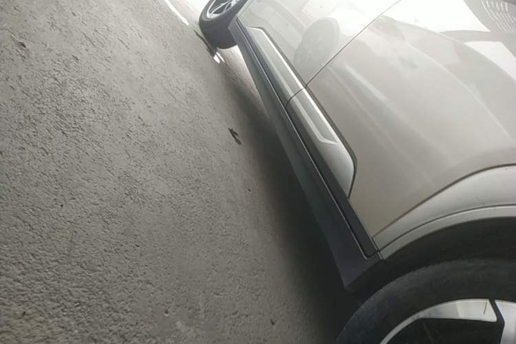 Used AION Y 2022 Plus 70 Smart Edition Left Side Sill