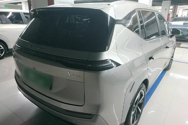Used AION Y 2022 Plus 70 Smart Edition Rear Right 45 Deg