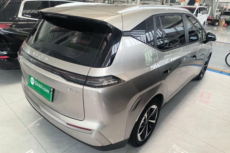 Used AION Y 2022 Plus 70 Smart Edition Rear Right 45 Deg