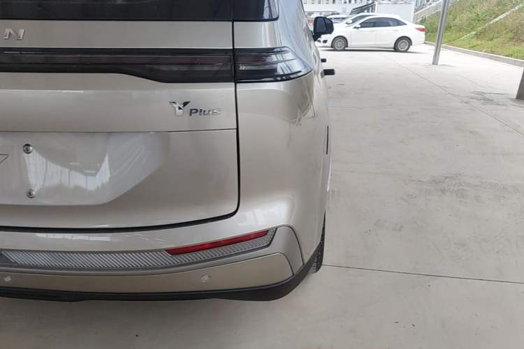 Used AION Y 2022 Plus 70 Smart Edition Right Rear Taillight