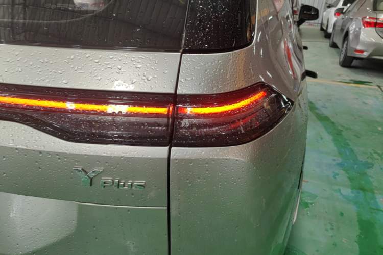 Used AION Y 2022 Plus 70 Enjoy Edition Right Rear Taillight