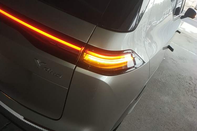 Used AION Y 2022 Plus 70 Smart Edition Right Rear Taillight