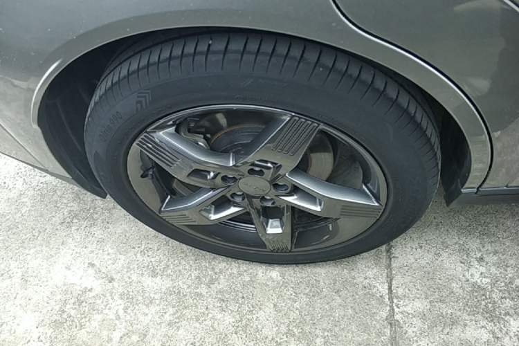 Used AION Y 2022 Plus 70 Tech Edition Right Rear Wheel Hub