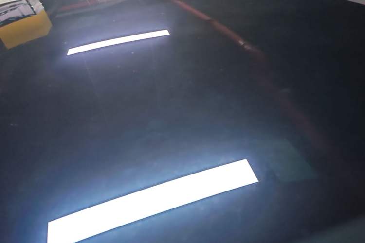 Used AION Y 2022 Plus 80 Smart Edition Roof