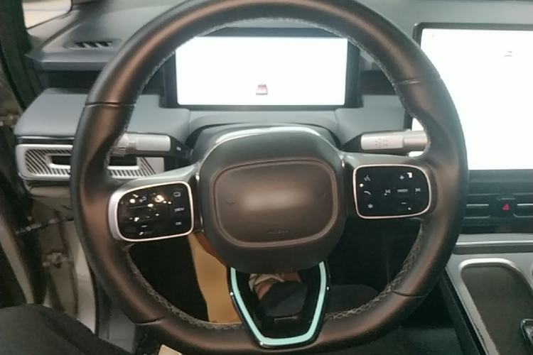 Used AION Y 2022 Plus 70 Smart Edition Steering Wheel