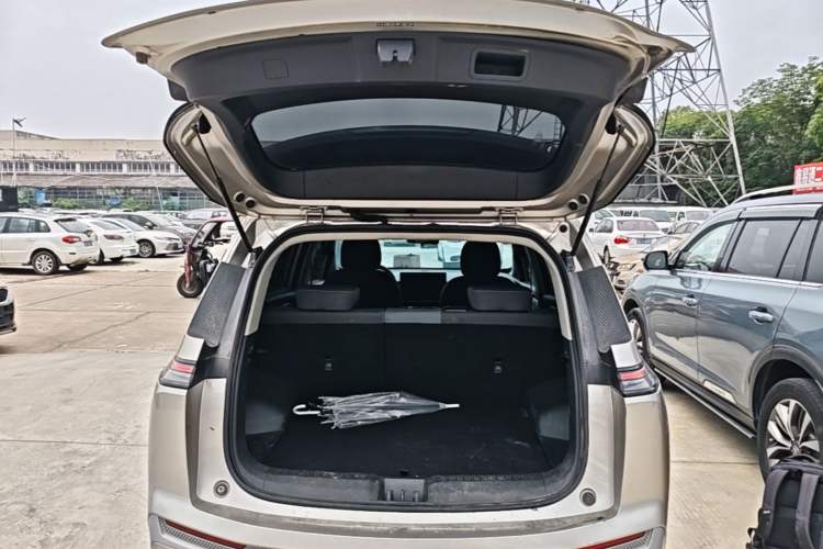 Used AION Y 2022 Plus 70 Smart Edition Trunk
