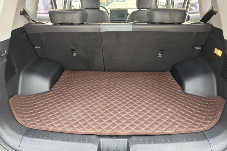Used AION Y 2022 Plus 70 Smart Edition Trunk