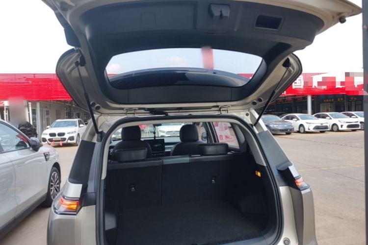 Used AION Y 2022 Plus 70 Smart Edition Trunk