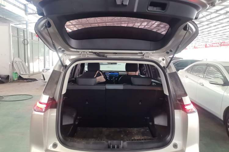 Used AION Y 2022 Plus 70 Enjoy Edition Trunk
