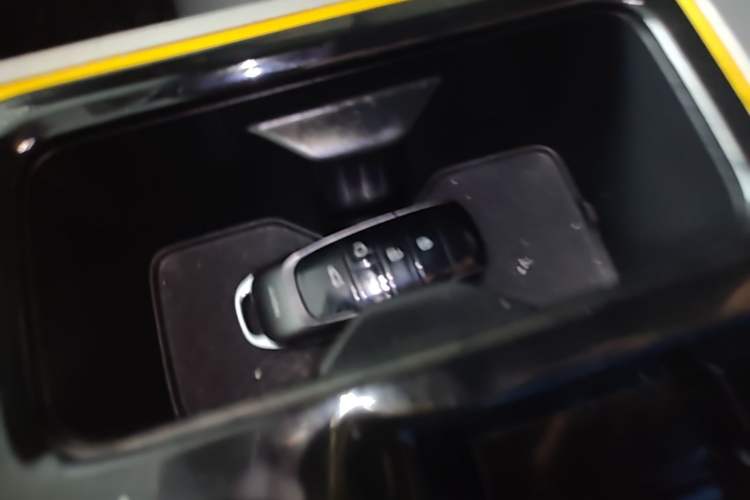 Used AION Y 2022 70 Intelligent Edition Lithium Iron Phosphate Vehicle Key