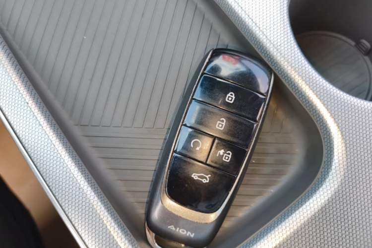 Used AION Y 2022 Plus 70 Smart Edition Vehicle Key