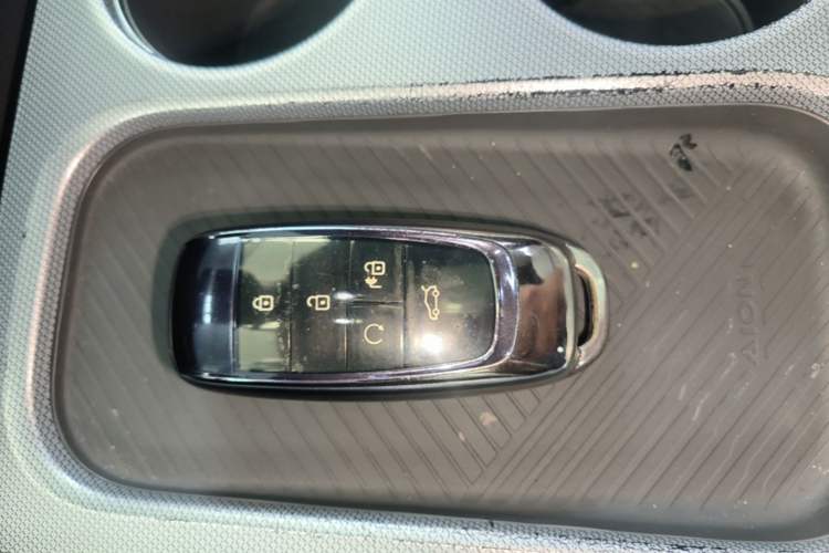 Used AION Y 2022 Plus 70 Smart Edition Vehicle Key