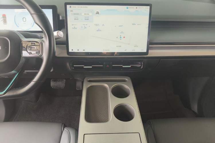 Used AION Y 2022 Plus 80 Smart Edition Audio And AC Panel