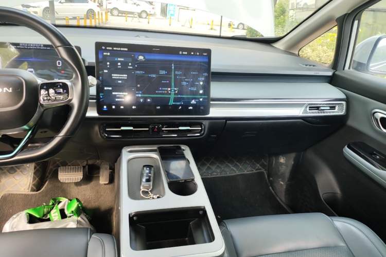 Used AION Y 2022 Plus 70 Smart Edition Audio And AC Panel