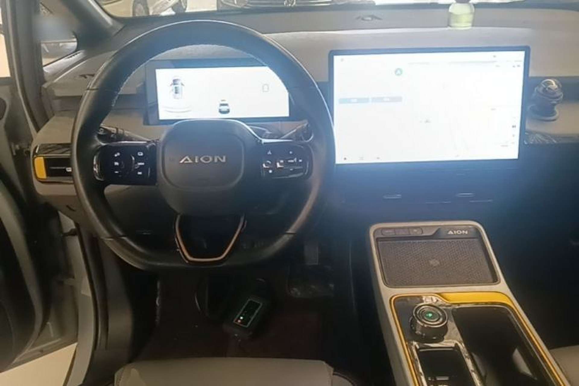 Used AION Y 2022 70 Intelligent Edition Lithium Iron Phosphate Center Console