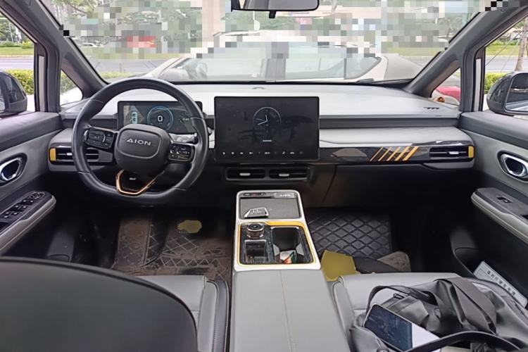 Used AION Y 2022 70 Intelligent Edition Lithium Iron Phosphate Center Console