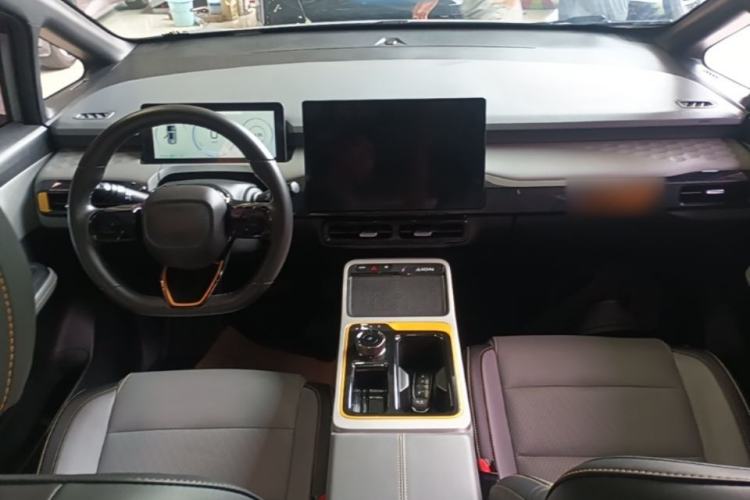 Used AION Y 2022 70 Intelligent Edition Lithium Iron Phosphate Center Console