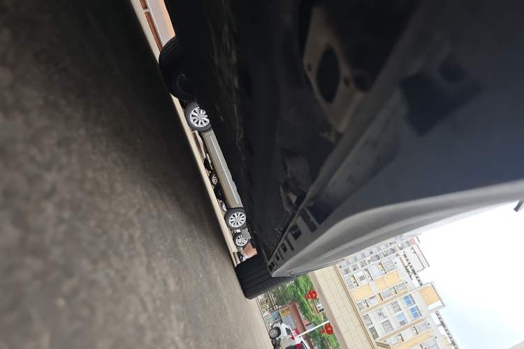 Used AION Y 2022 70 Tech Edition Lithium Iron Phosphate Chassis Front Left