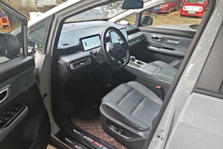 Used AION Y 2022 Plus 70 Smart Edition Driver Seat