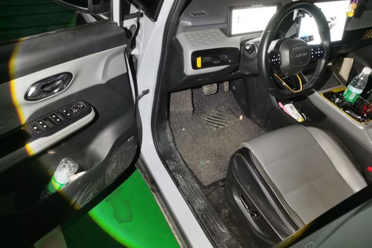 Used AION Y 2022 70 Tech Edition Lithium Iron Phosphate Driver Seat