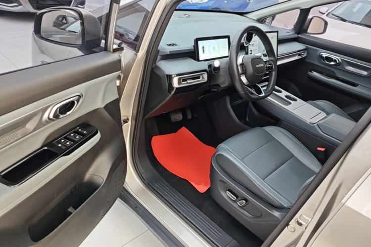 Used AION Y 2022 Plus 70 Smart Edition Driver Seat