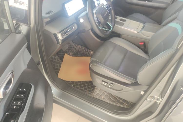 Used AION Y 2022 Plus 70 Smart Edition Driver Seat
