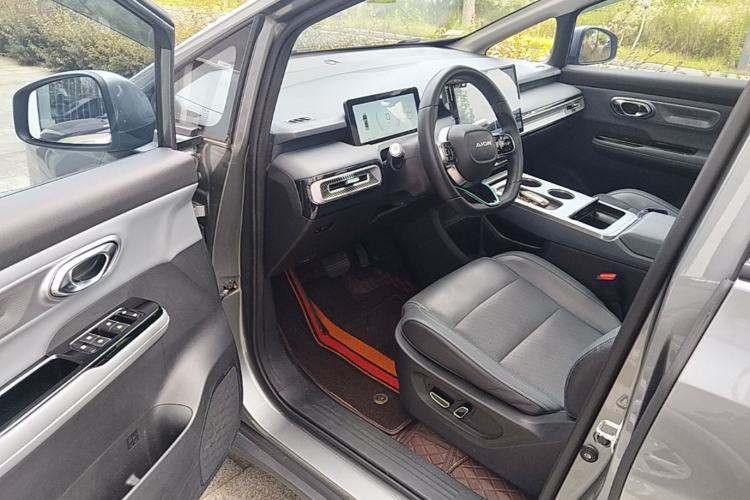 Used AION Y 2022 Plus 70 Smart Edition Driver Seat