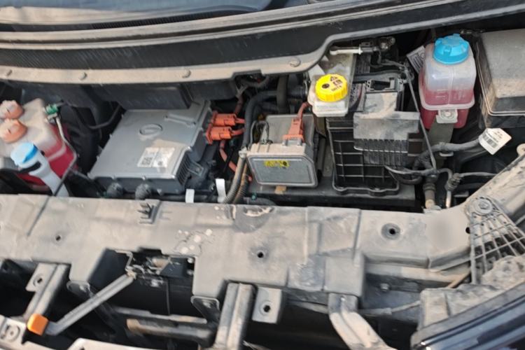 Used AION Y 2022 70 Tech Edition Lithium Iron Phosphate Engine Bay