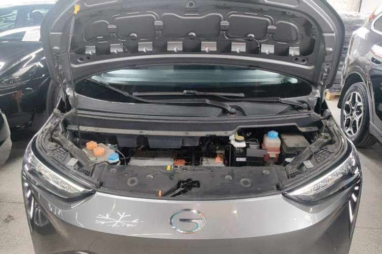 Used AION Y 2022 70 Intelligent Driving Version Lithium Iron Phosphate Engine Bay