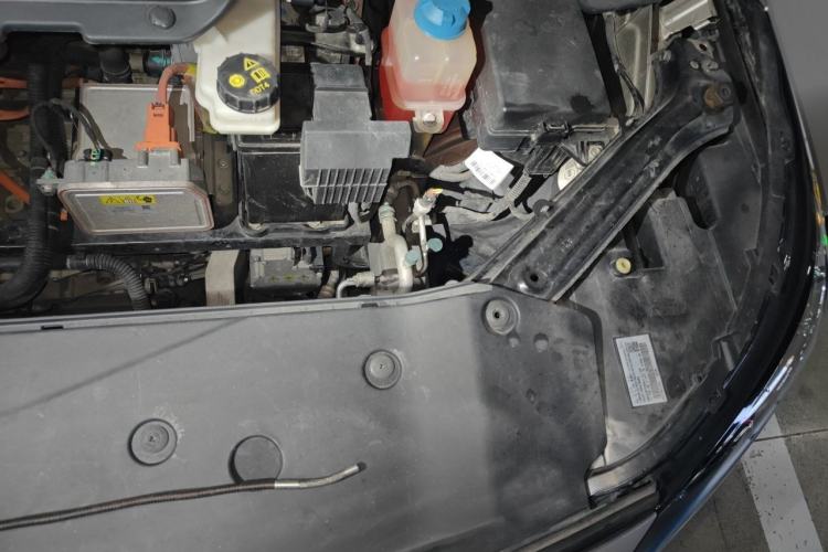 Used AION Y 2022 Plus 70 Smart Edition Engine Bay Left