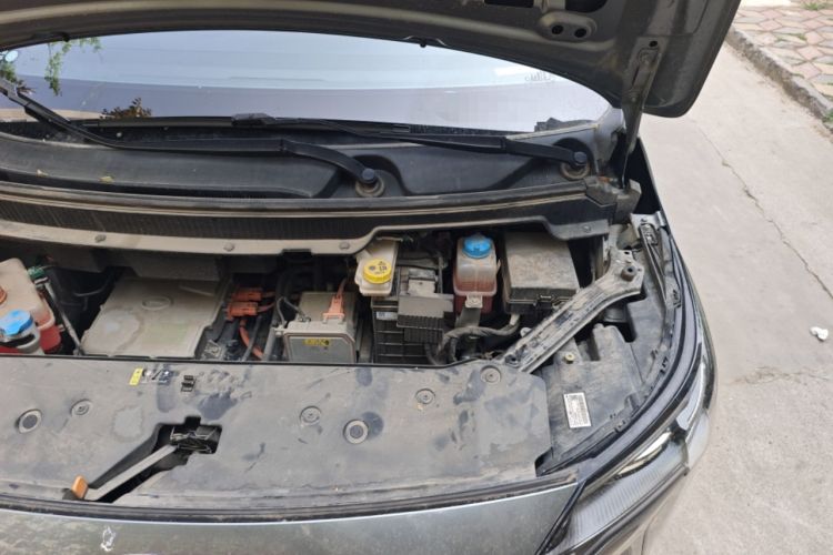 Used AION Y 2022 Plus 80 Enjoy Edition Engine Bay Left